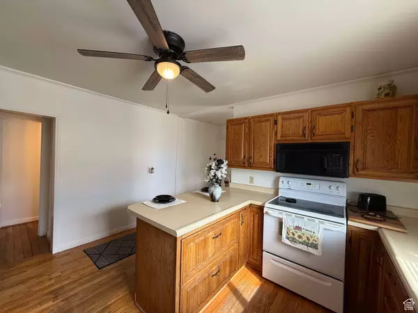 East Carbon, UT 84520,125 2ND W