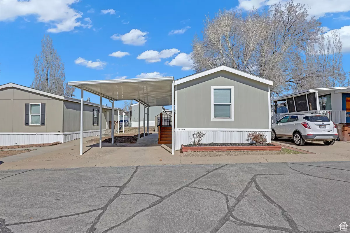 Clearfield, UT 84015,1304 W 500 N #166