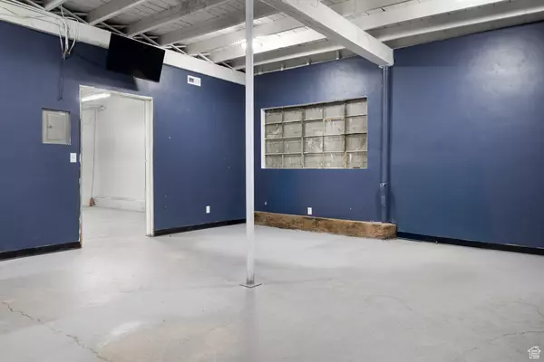 Vernal, UT 84078,1222 E HIGHWAY 40