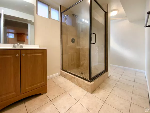 Salt Lake City, UT 84105,1592 S 1300 E