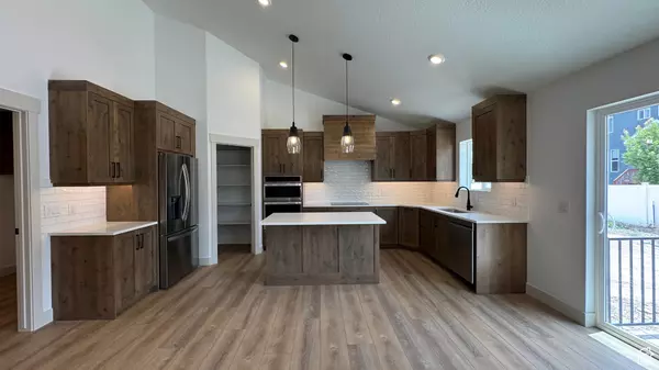 Tooele, UT 84074,445 W 1910 N #318