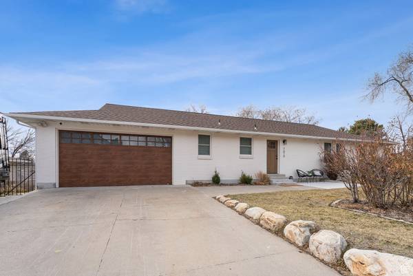 7610 S BRIGHTON WAY, Cottonwood Heights, UT 84121