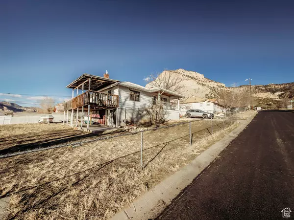 East Carbon, UT 84520,138 W 100 N