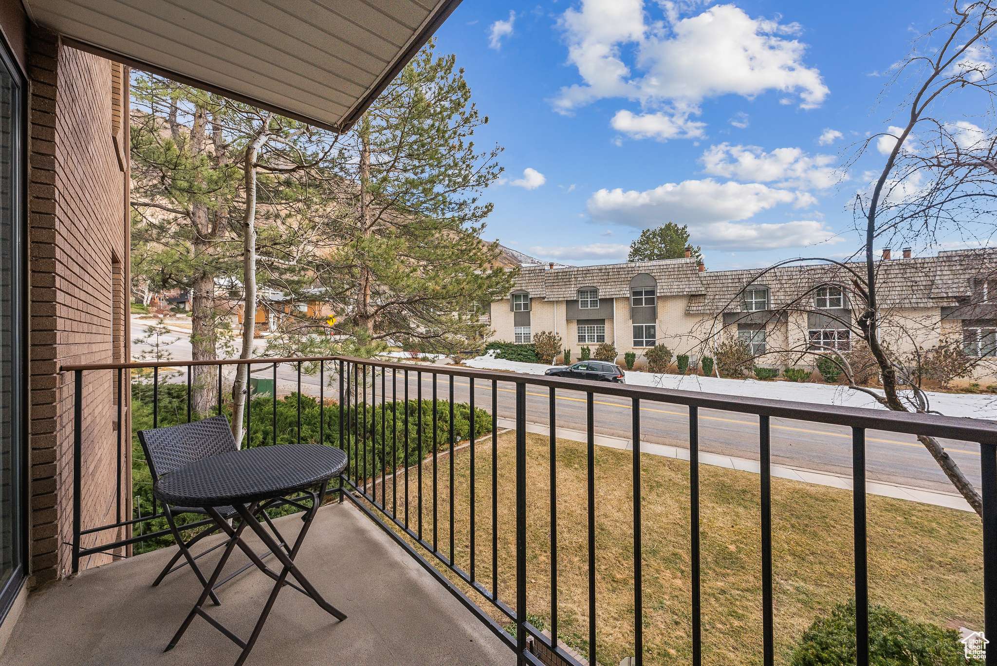 Salt Lake City, UT 84108,939 S DONNER WAY #A201