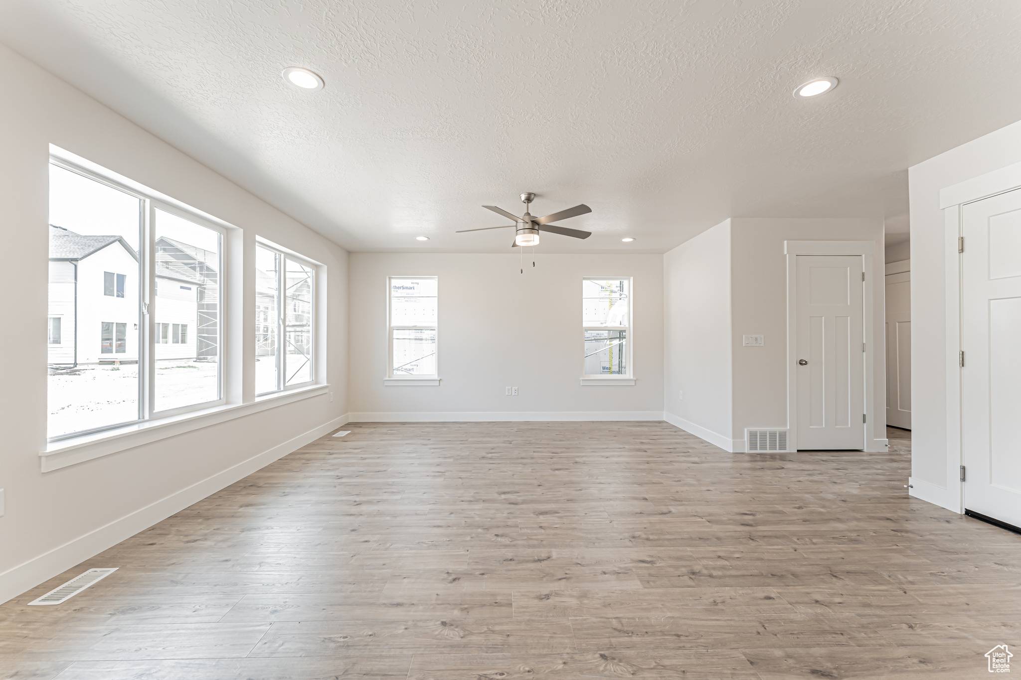 Lehi, UT 84043,1015 N 3685 W #247