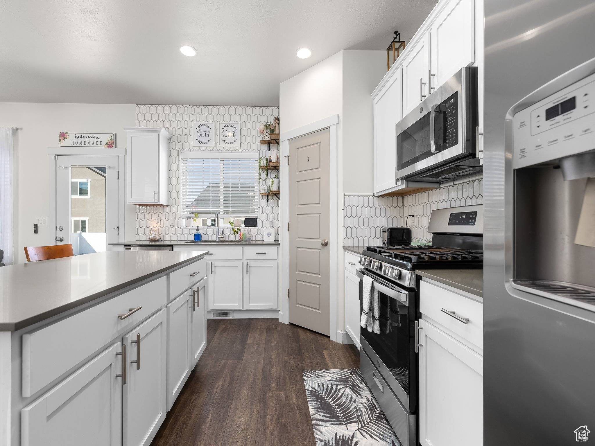 Eagle Mountain, UT 84005,6119 N WHITE ROCK RD
