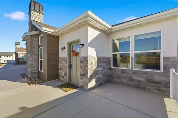 Saratoga Springs, UT 84045,1502 N UTAH COTTAGE DR #C