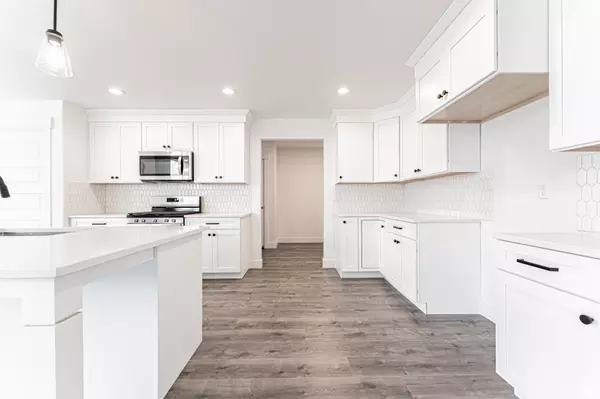 Riverton, UT 84096,4567 W HIDDLESTON DR #2325