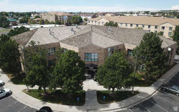 920 W HERITAGE PARK BLVD, Layton, UT 84041