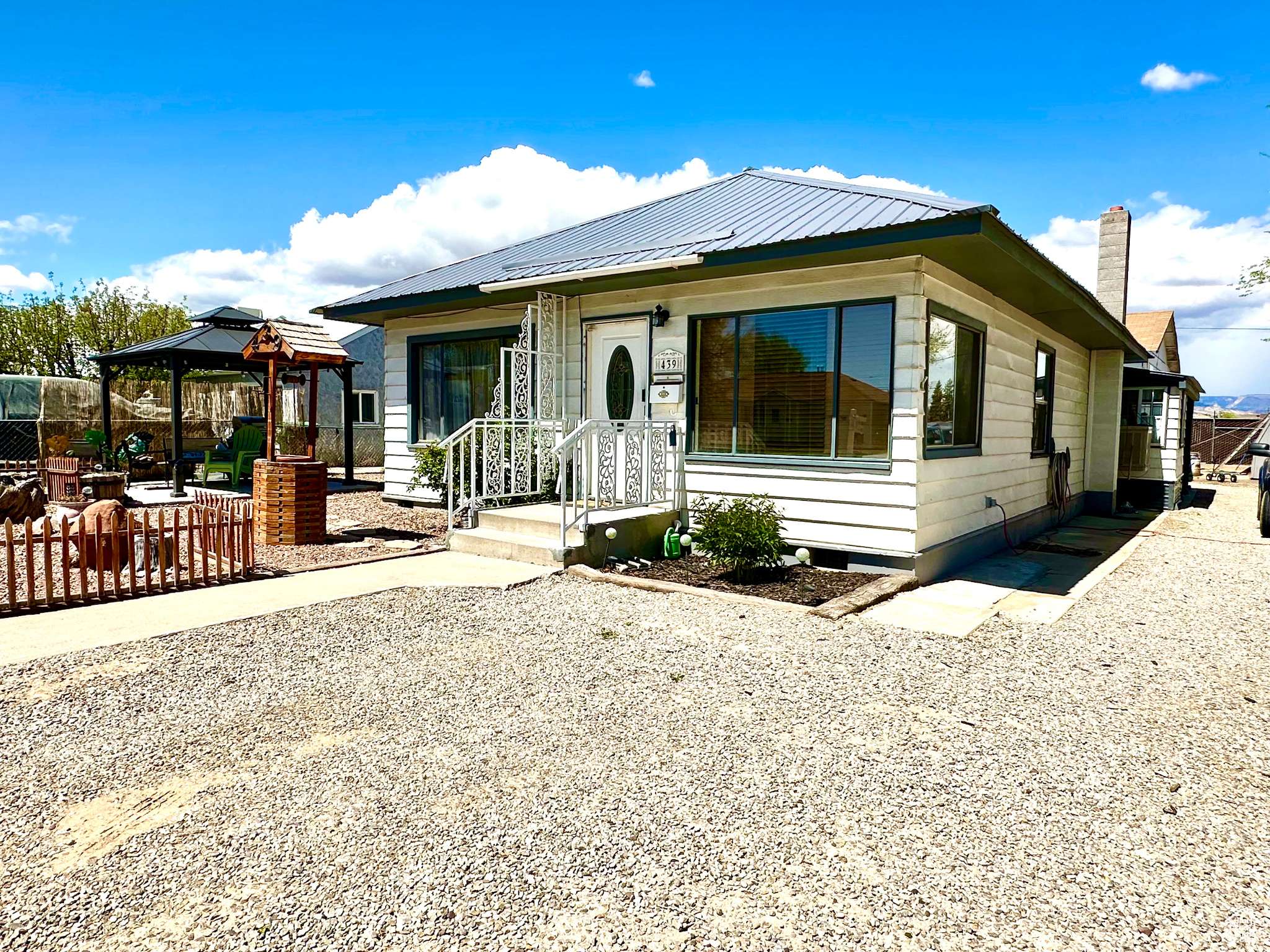 Vernal, UT 84078,439 E 400 S