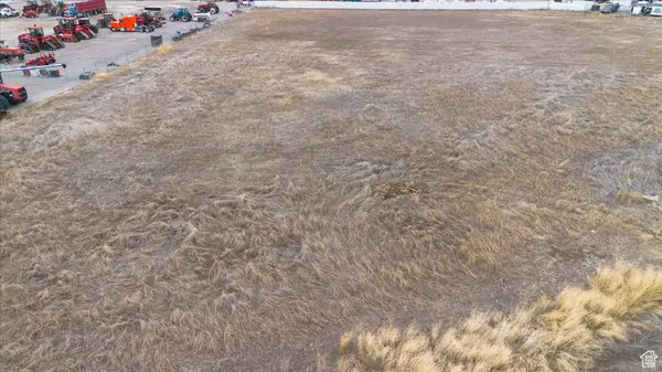 Elwood, UT 84337,9449 POWERLINE RD #2R