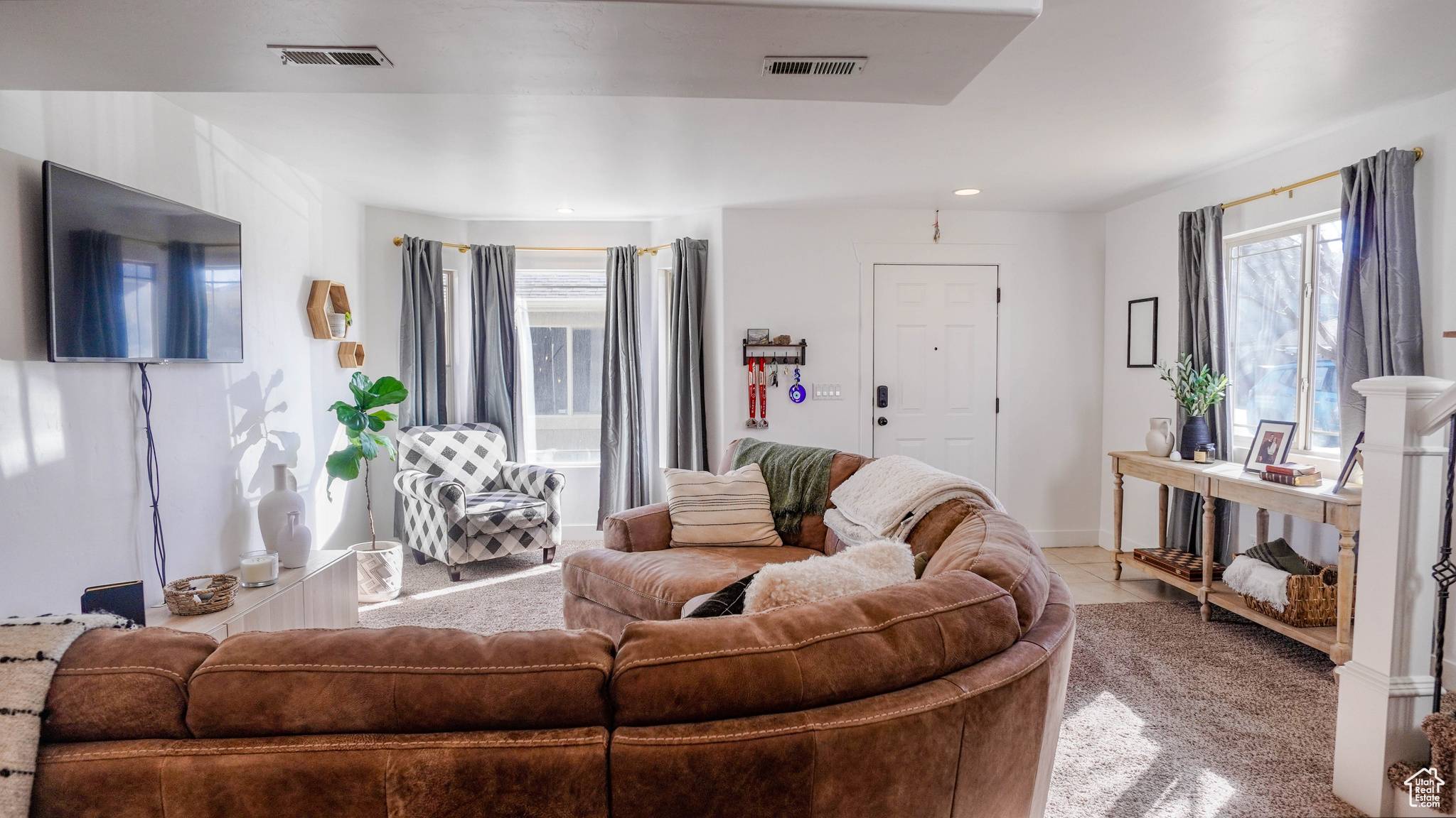 Lehi, UT 84043,190 S TAMARAK CIR
