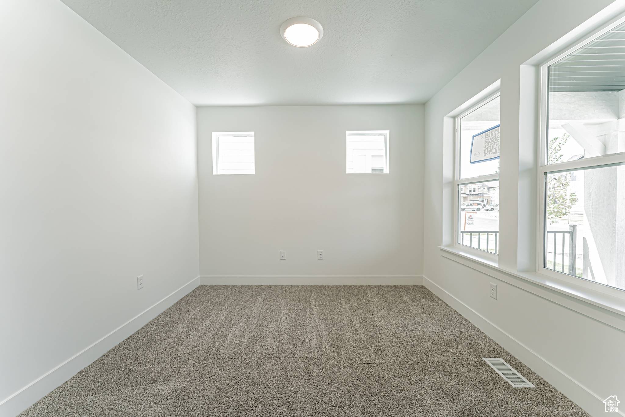 Lehi, UT 84043,974 N 3620 W #211