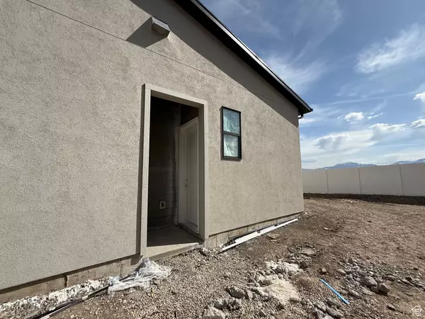 West Jordan, UT 84081,8501 S MICHELE RIVER AVE S #116