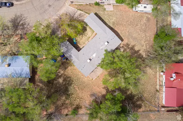 Moab, UT 84532,451 & 453 LOVERIDGE DR