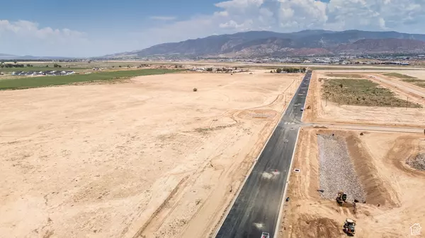 800 N LUND HWY 6.04 ACRES & WATER Cedar City, UT 84721