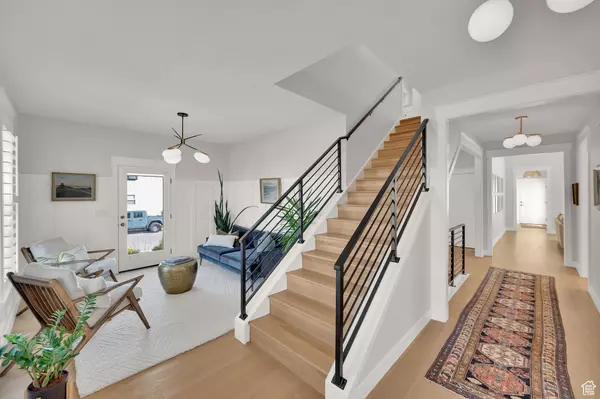 South Jordan, UT 84009,6889 W LAKE AVE