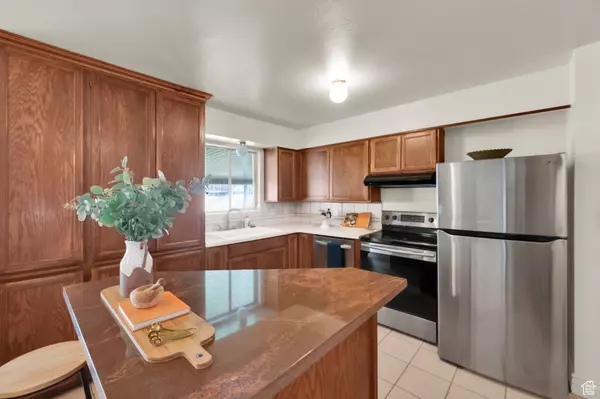 Springville, UT 84663,276 N 1100 E