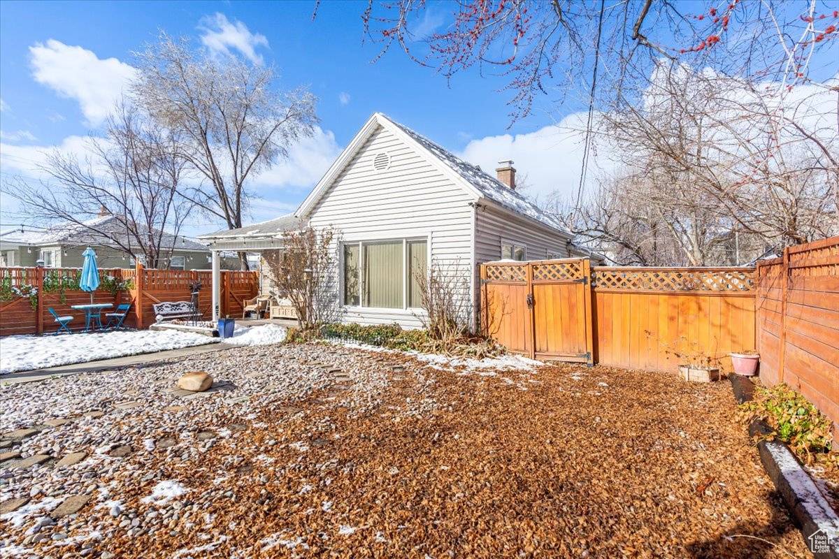 South Salt Lake, UT 84106,3824 S 500 E