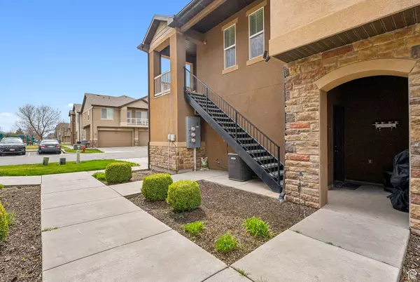 North Salt Lake, UT 84054,1022 W ALLINGTON DR N