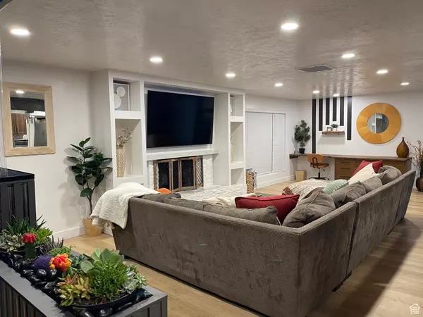 Millcreek, UT 84106,3444 S 1100 E
