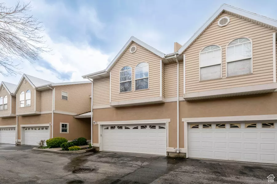 2213 E 2100 SO #3 S, Salt Lake City, UT 84109