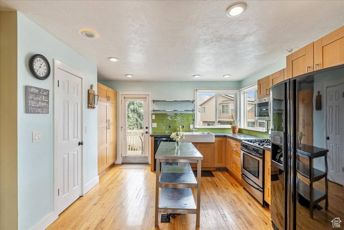 American Fork, UT 84003,862 N 320 W