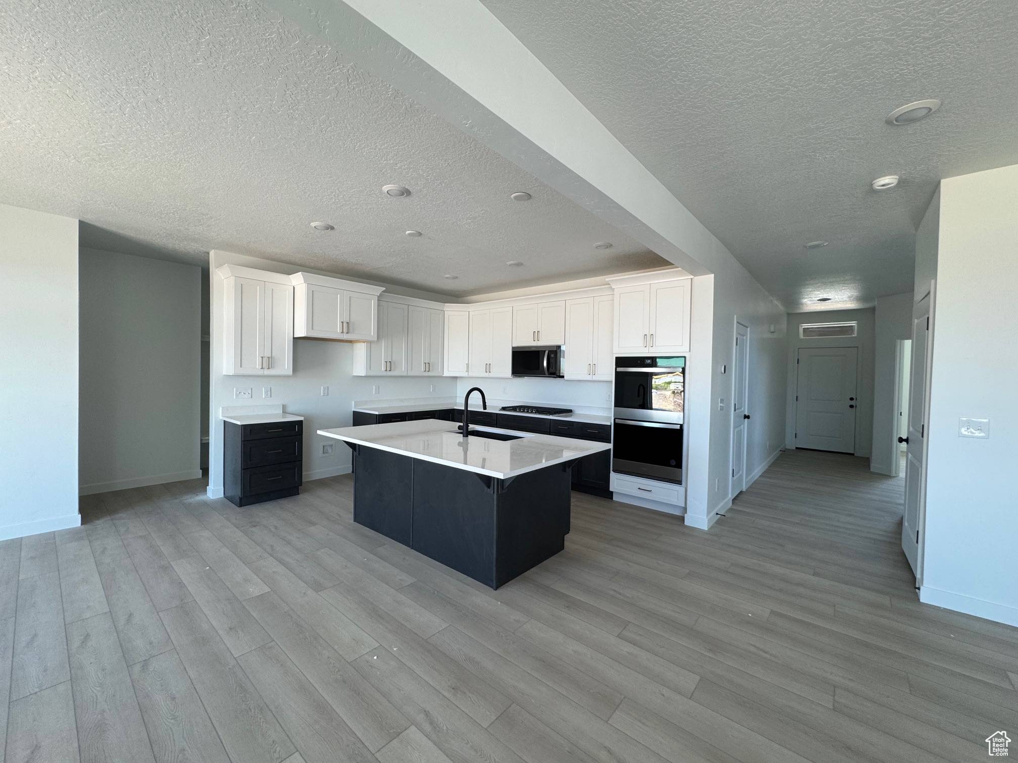Riverdale, UT 84405,1038 W MOTOR VU DR #211