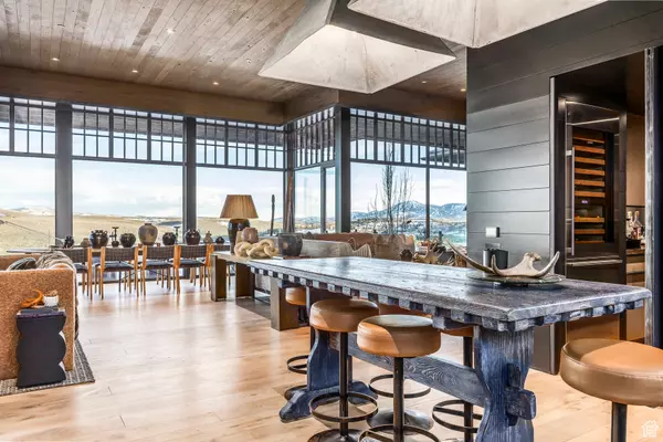 Park City, UT 84098,8006 N SUNRISE LOOP