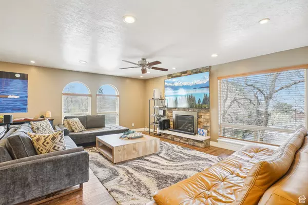 Bountiful, UT 84010,1349 E MADERA HILLS DR S