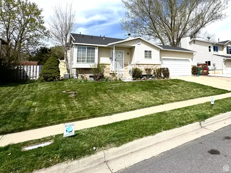 1107 E 2450 N, Layton, UT 84040