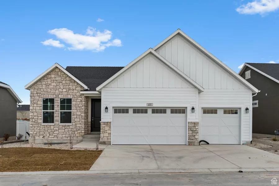 692 W JUNEGRASS LN, Stansbury Park, UT 84074