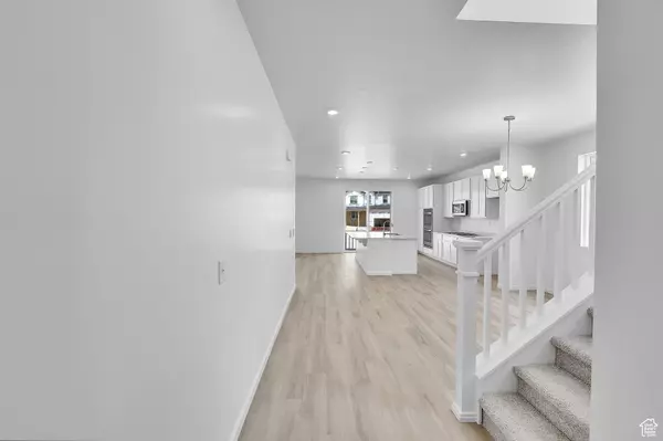 Lake Point, UT 84074,2067 E ANTONIO DR DR N #1230