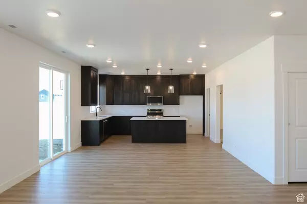 Hyrum, UT 84319,685 E 1250 S