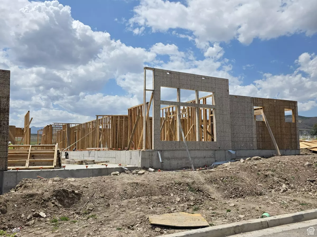 Saratoga Springs, UT 84045,1497 N SARATOGA VIEW LN #A