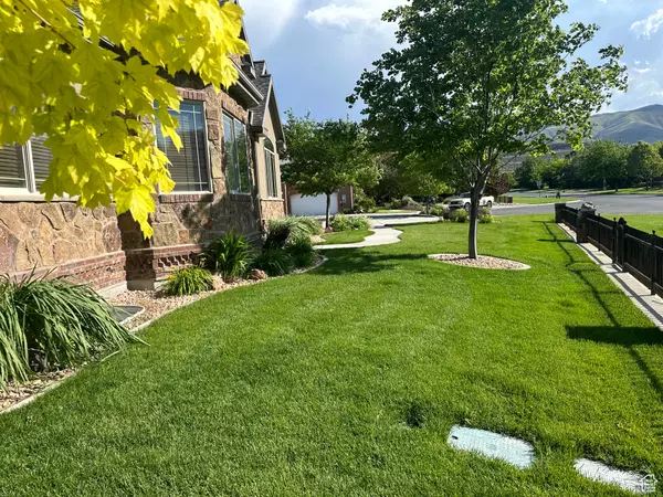 Saratoga Springs, UT 84045,1234 S PARKWAY BLVD E #725