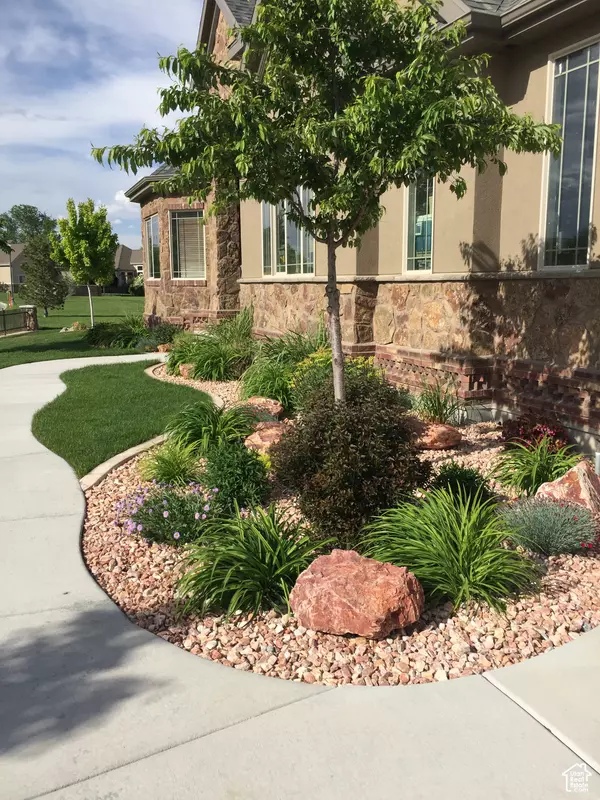 Saratoga Springs, UT 84045,1234 S PARKWAY BLVD E #725
