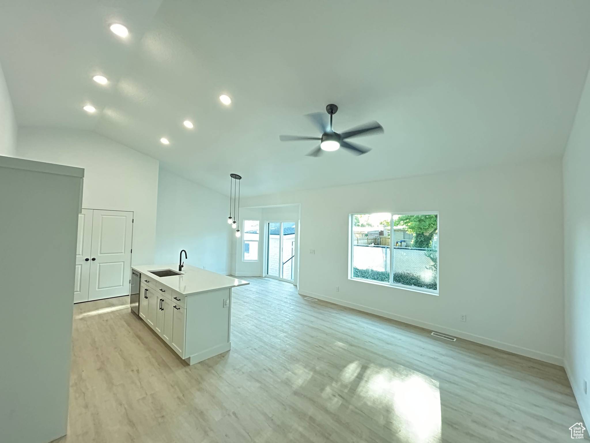 West Valley City, UT 84120,3635 S 4445 W