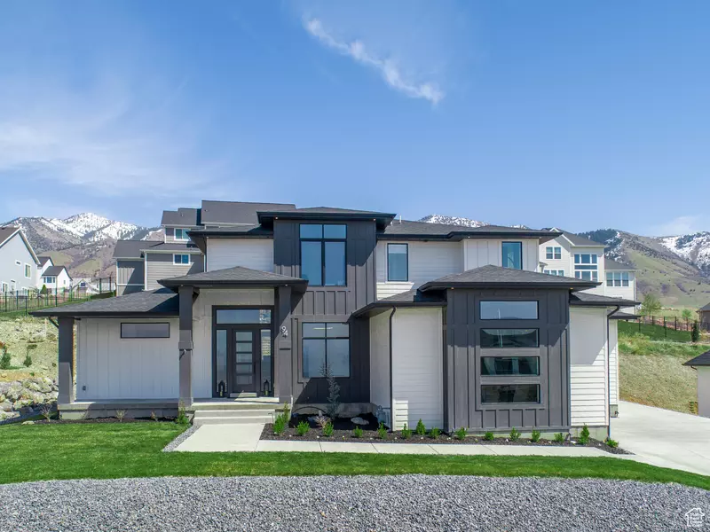 94 S 950 E, Hyde Park, UT 84318