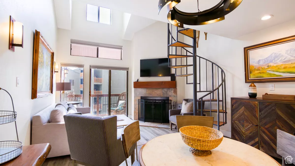 Park City, UT 84060,1530 EMPIRE AVE #302