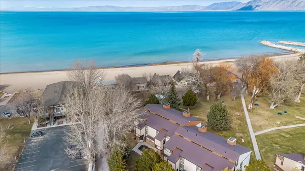 2176 S BEAR BLVD, Garden City, UT 84028