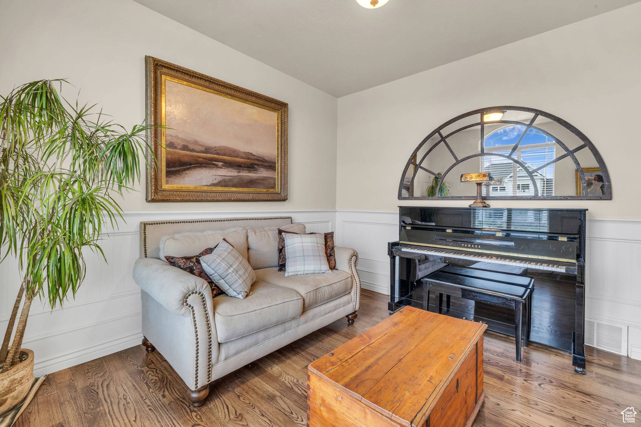 Pleasant Grove, UT 84062,888 W 2800 N