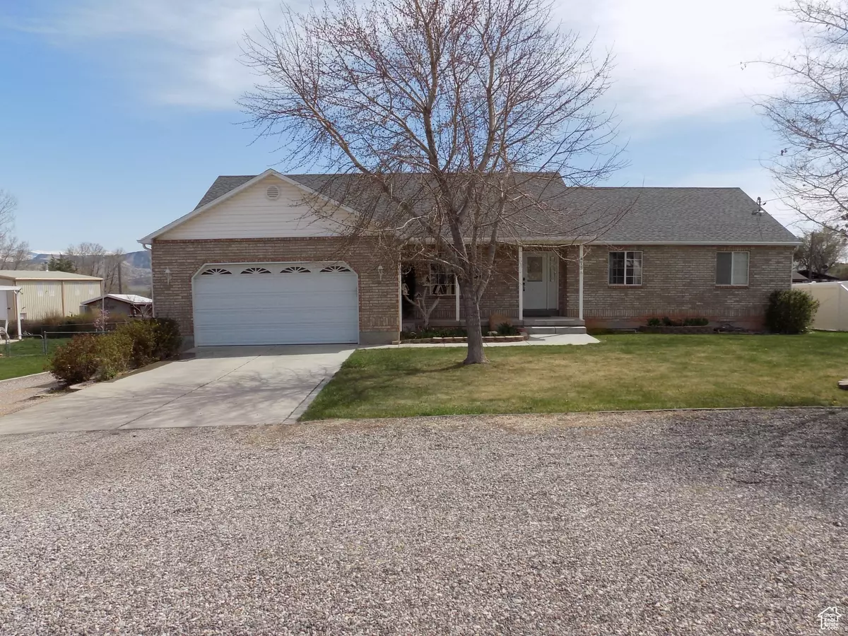 Aurora, UT 84620,475 W 100 N