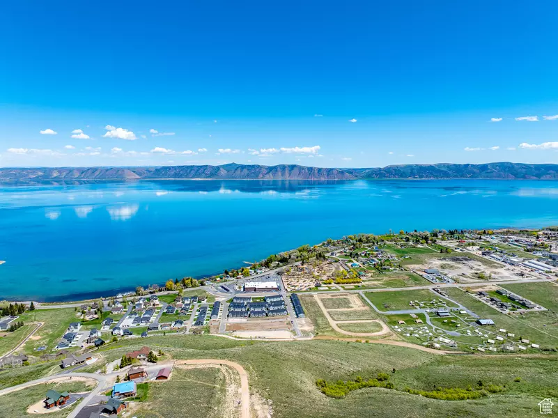 574 N CRESTVIEW DR #51, Garden City, UT 84028