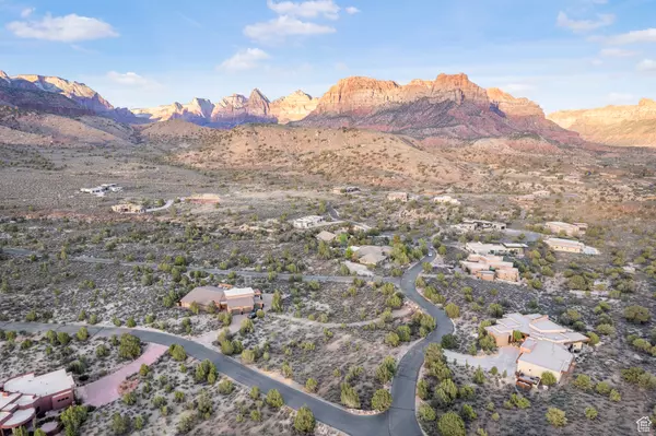 Springdale, UT 84767,3008 NAVAJO WAY