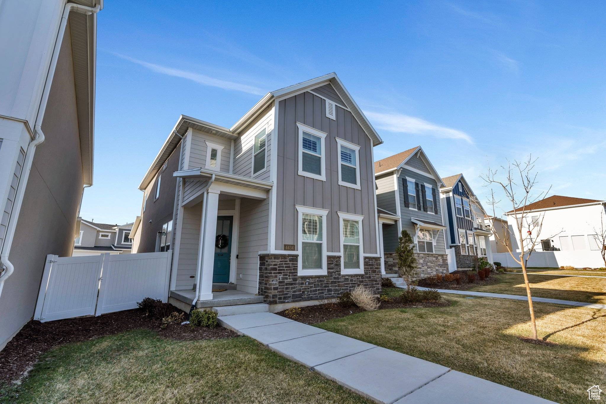4434 W GLENDON DR, Lehi, UT 84043