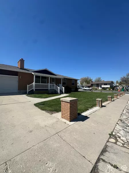 5552 S SOUTH HEW WOOD DR, Taylorsville, UT 84129