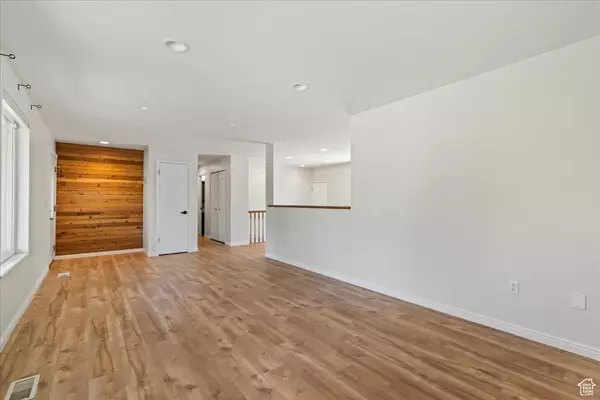 Taylorsville, UT 84123,1501 W BLUEMONT DR