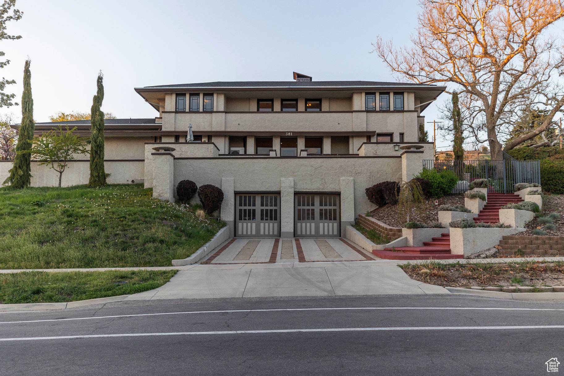 Salt Lake City, UT 84103,381 E 11TH AVE