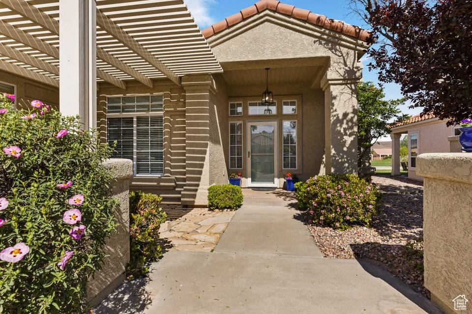 Hurricane, UT 84737,890 N SKY MOUNTAIN CT